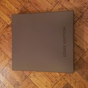 LUIS VUITTON LARGE BOX